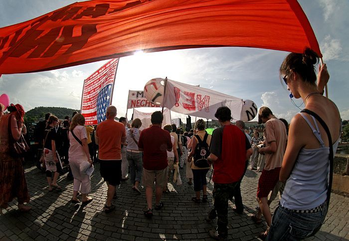 Demonstrace "NE základnám" na Václavském nám. - 23