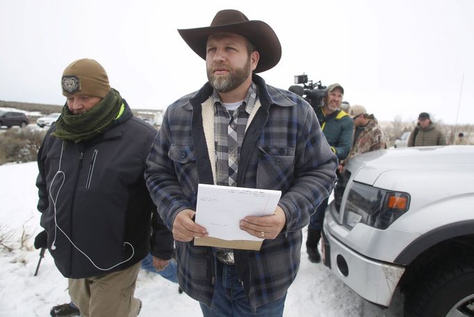 Vůdce ozbrojenců v Oregonu Ammon Bundy, který byl při akci policie zatčen.