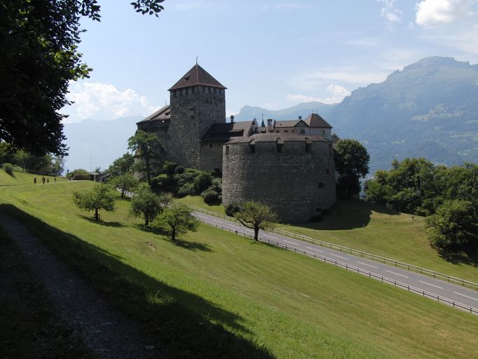 Lichtenštejnsko, jeden z nejmenších, ale také nejbohatších států světa.