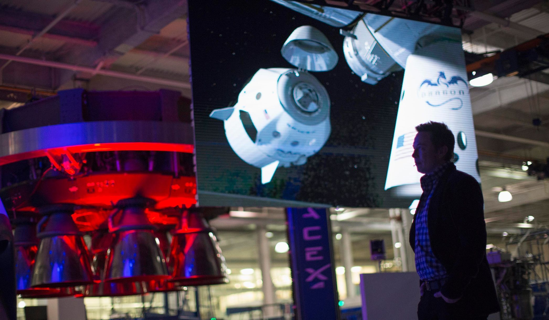 Space X představila Dragon 2