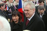 I budoucí prezident Miloš Zeman s manželkou Ivanou.