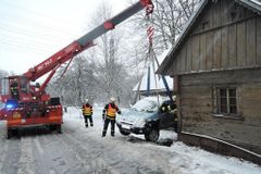 Koupě ojetiny v zimě? Vyšší riziko, že pořídíte bouraný vůz, ale také lepší prověření stavu techniky