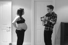 Těhotenství je sexy! Mladý pár si natočil originální video