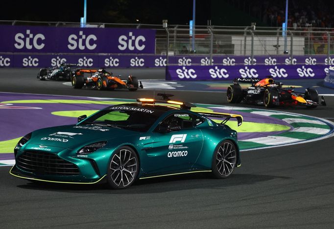 Safety car ve VC Saúdské Arábie F1 2025