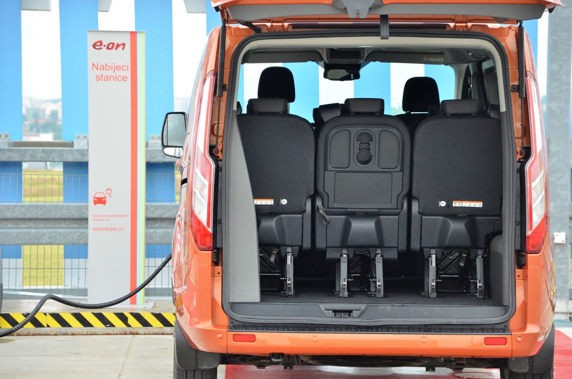 Ford Tourneo Connect PHEV