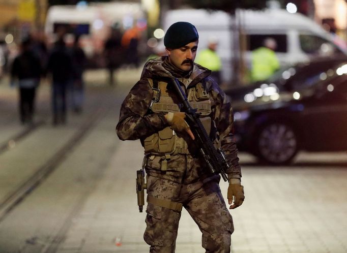 K výbuchu došlo v neděli kolem 16:20 místního času. Na místo byli vzápětí vysláni záchranáři, hasiči a policie.