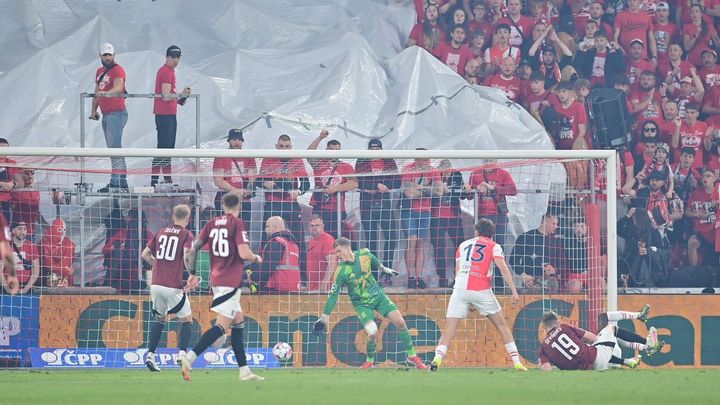 Konec nadějím, Sparta druhá nebude. Derby pro Slavii rozhodl podezřelý zásah Dorleyho; Zdroj foto: ČTK