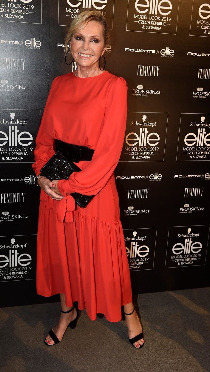 Helena Vondráčková, žena