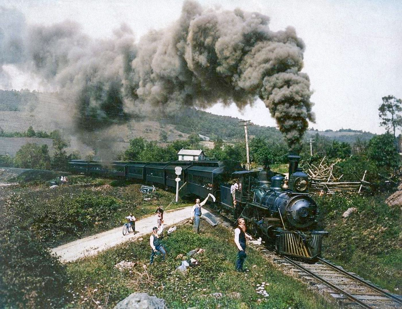 Tenkrát na železnici. Dým, pára a nostalgie: Kolorované poklady z kolejí dávných časů, železnice, historie, výročí, Magazín, kolorované fotografie