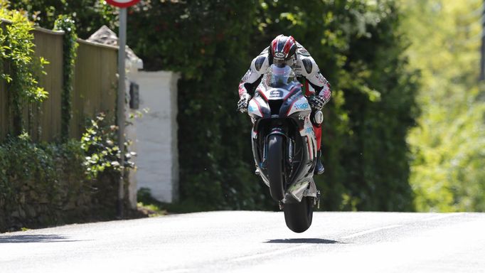 Tourist Trophy 2015: Ian Hutchinson, Kawasaki