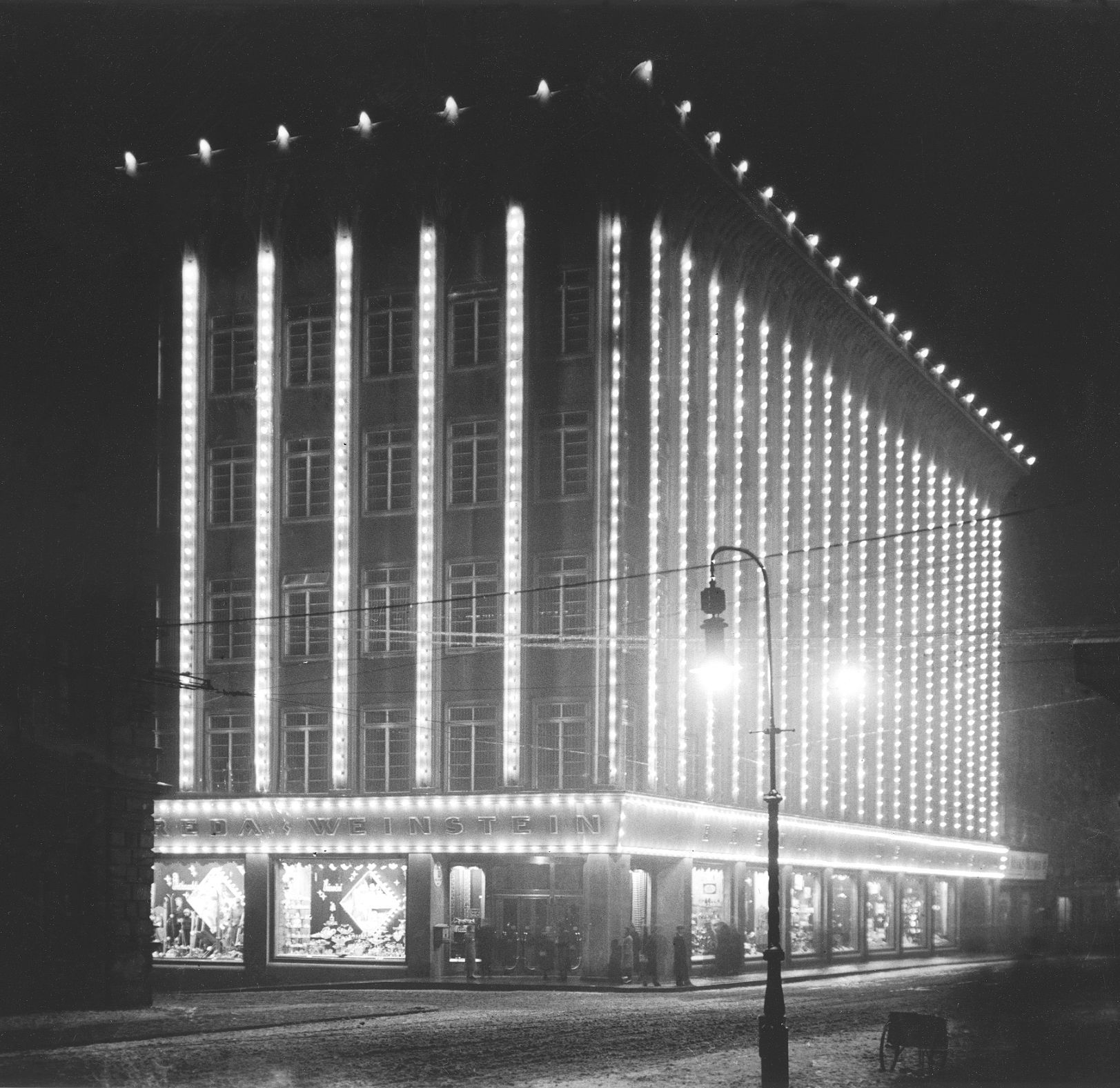 Breda, Opava, obchodní dům