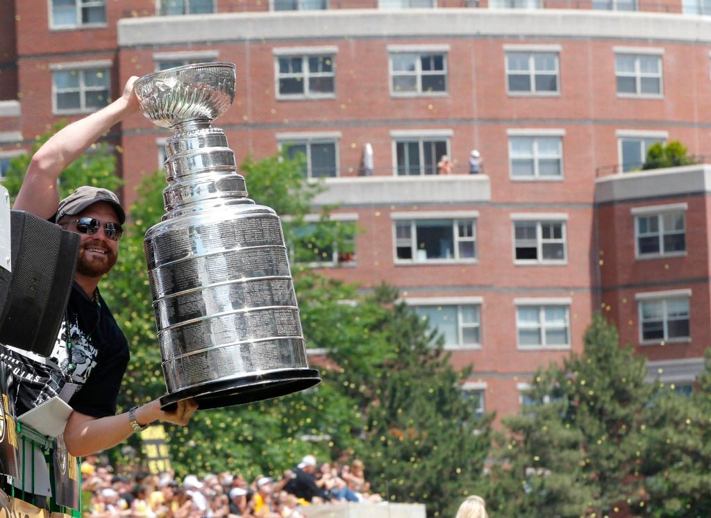 Bostonské oslavy Stanley Cupu (Thomas)