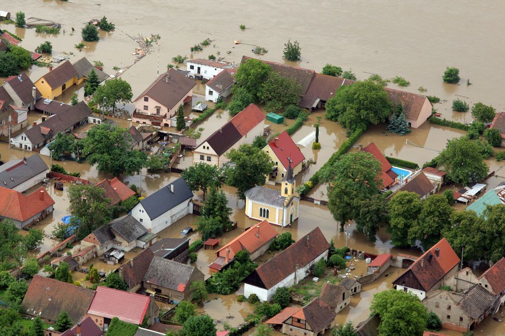 Letem nad zatopeným světem
