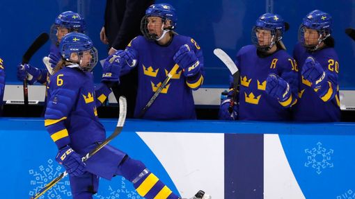 Hokej Ž, Švédsko-Japonsko: Sara Hjalmarssonová slaví gól
