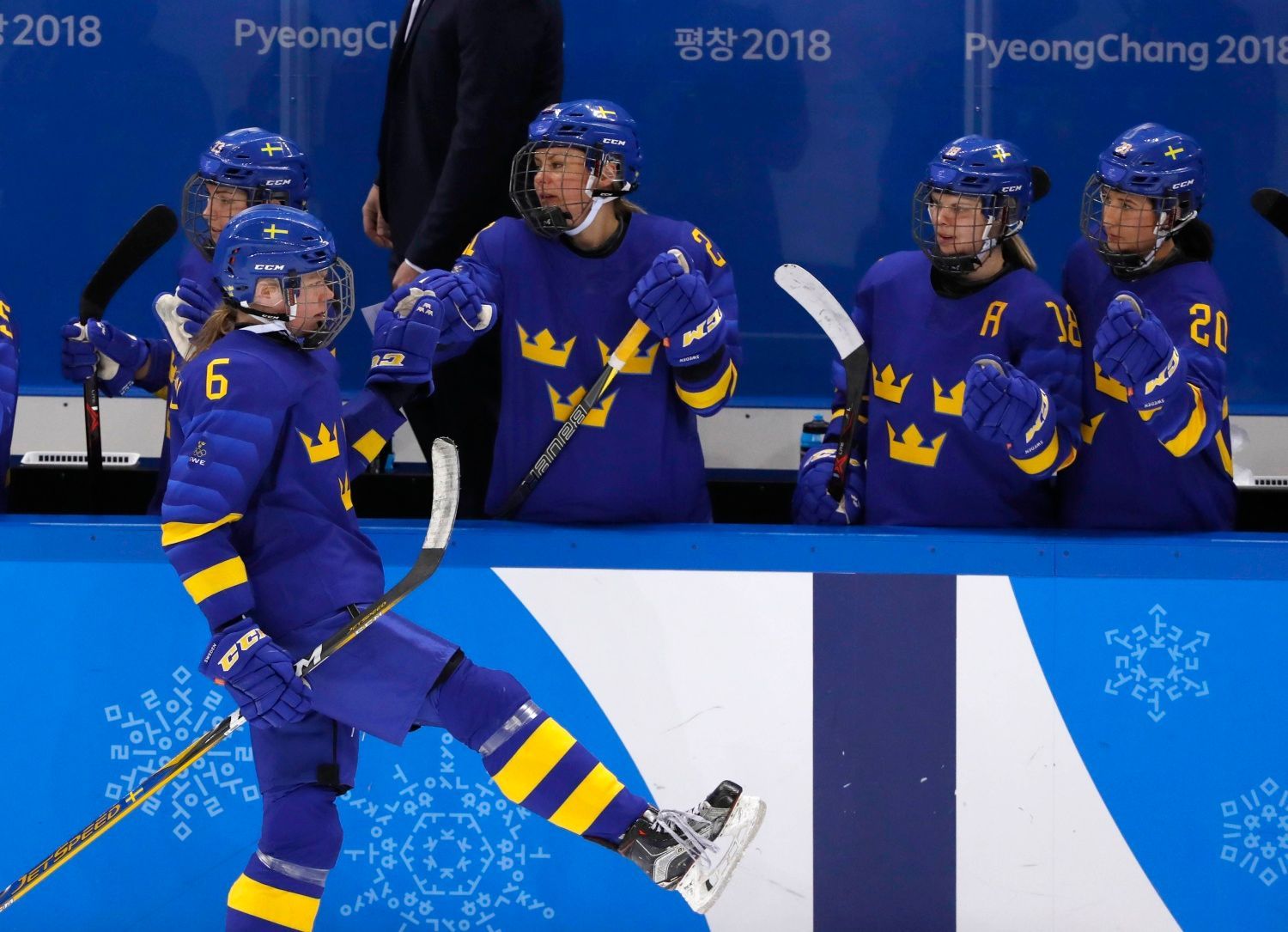 Hokej Ž, Švédsko-Japonsko: Sara Hjalmarssonová slaví gól