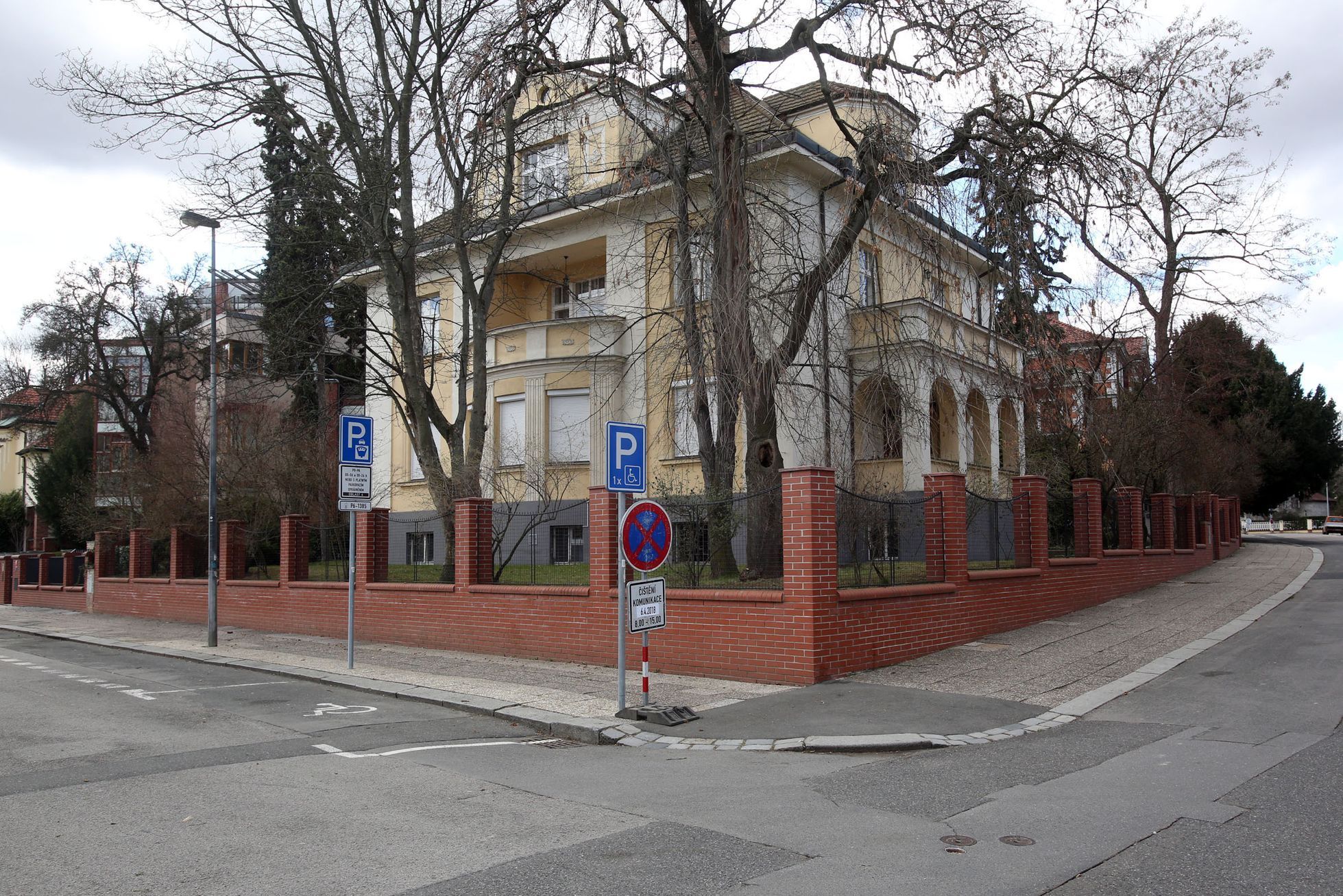 Ruské nemovitosti v Bubenči