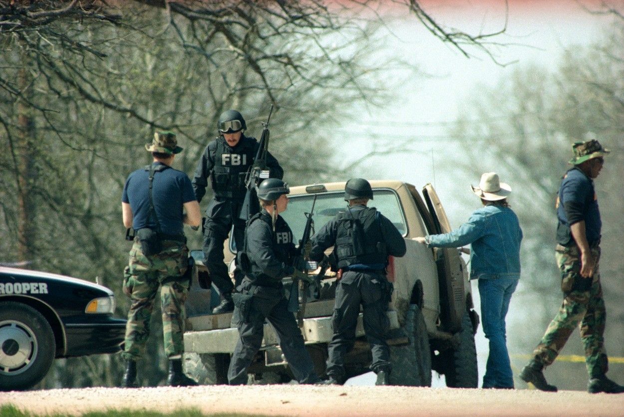 Davidiáni, Waco, Texas, David Koresh, obléhání, masakr, Zahraničí, sekta, USA