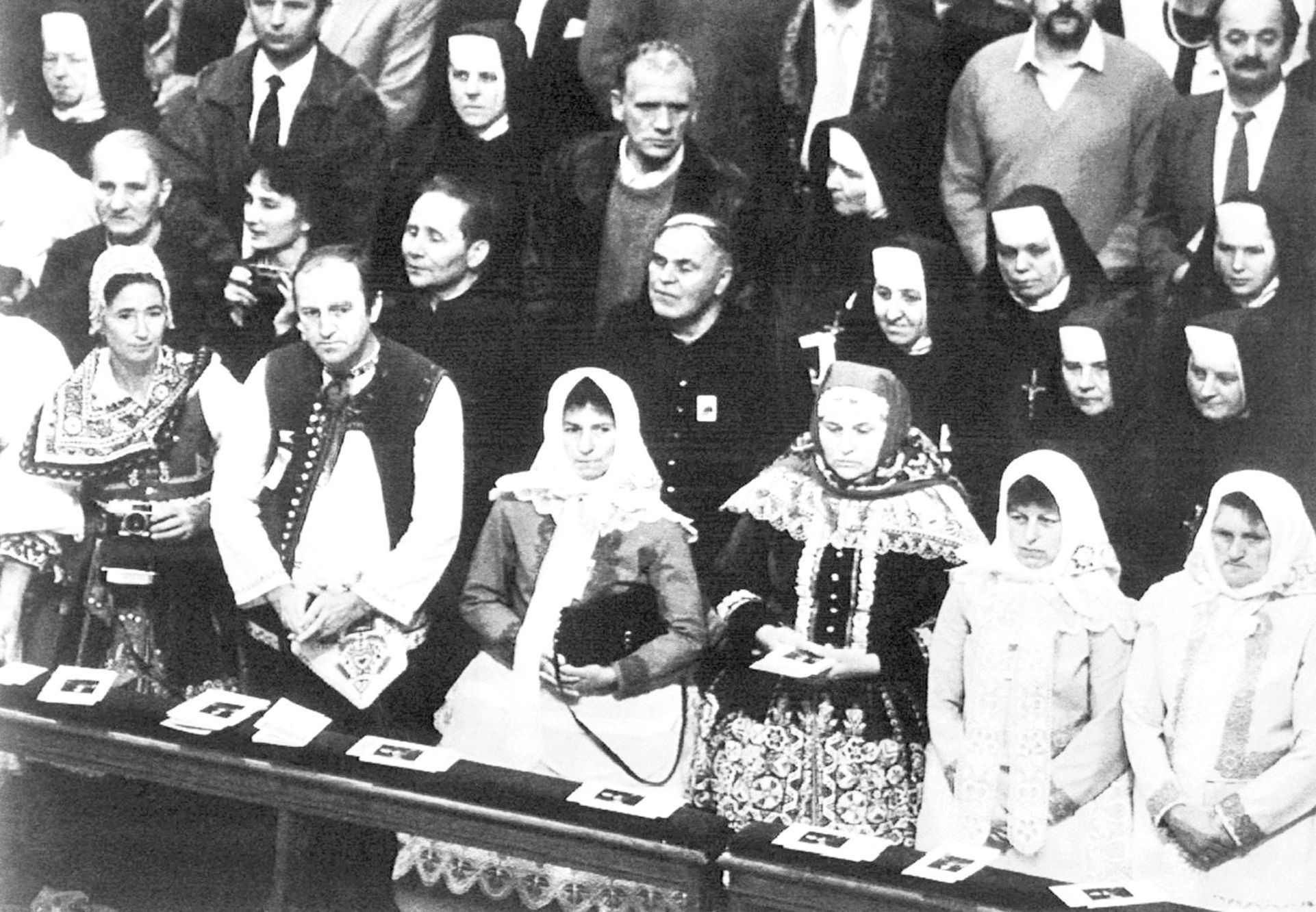 Sv, Anežka Český, Vatikán Praha svatořečení, Papež Jan Pavel II. kardinál František Tomášek, komunismus