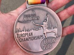 Bronzová medaile Anny Luxové.