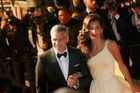 Clooney do Francie přiletěl i se svou ženou Amal.