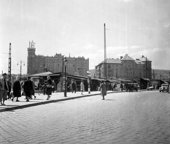 Náměstí Széll Kálmán v Budapešti. Rok 1951