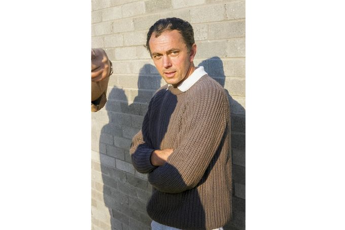 Svědek Peter Goodyear vyslýchán policií 14. ledna 1970 ve Wollongongu po nahlášení, že viděl podezřelého z únosu Cheryl Grimmer. Kolorováno