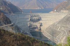 Čína v Tibetu staví největší vodní elektrárnu na světě, může ohrozit miliony lidí