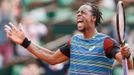 Francouz Gael Monfils na French Open 2013