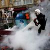 Výroční zasedání Mezinárodního měnového fondu (MMF) a Světové banky v Istanbulu - protesty