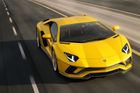 Lamborghini poprvé nasadilo natáčení zadní nápravy. Nový Aventador S překoná stovku za 2,9 sekundy