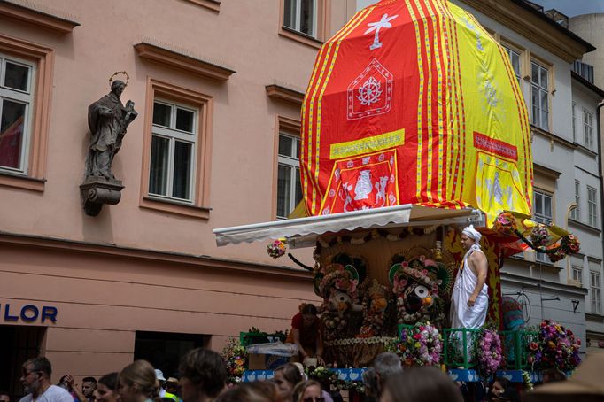 Indický festival vozů Rathayatra hnutí Hare Krišna.