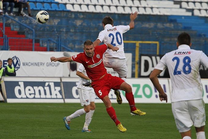 SL, Baník - Zbrojovka: Oldřich Byrtus (20) - Marek Kaščák (5)