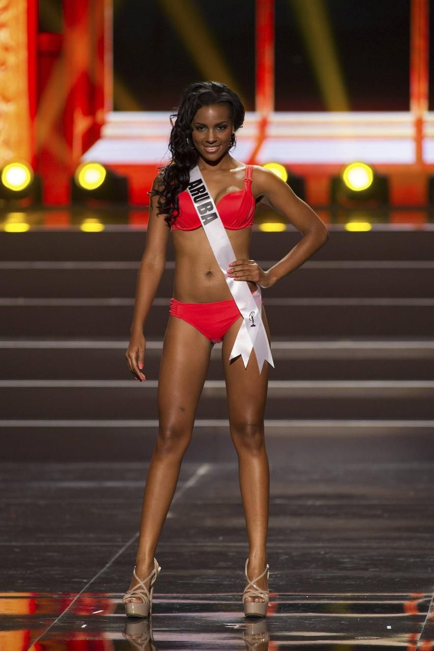 Miss Universe 2013 v plavkách