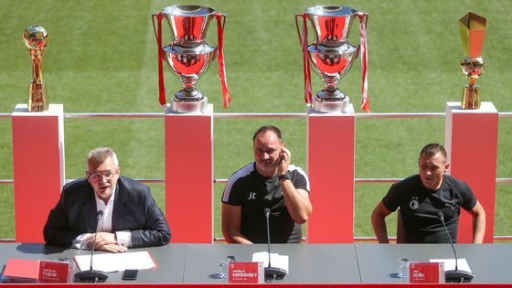 fotbal, Slavia Praha, Jaroslav Tvrdík, Jindřich Trpišovský, Jan Bořil, tisková konference před sezonou 2020/2021