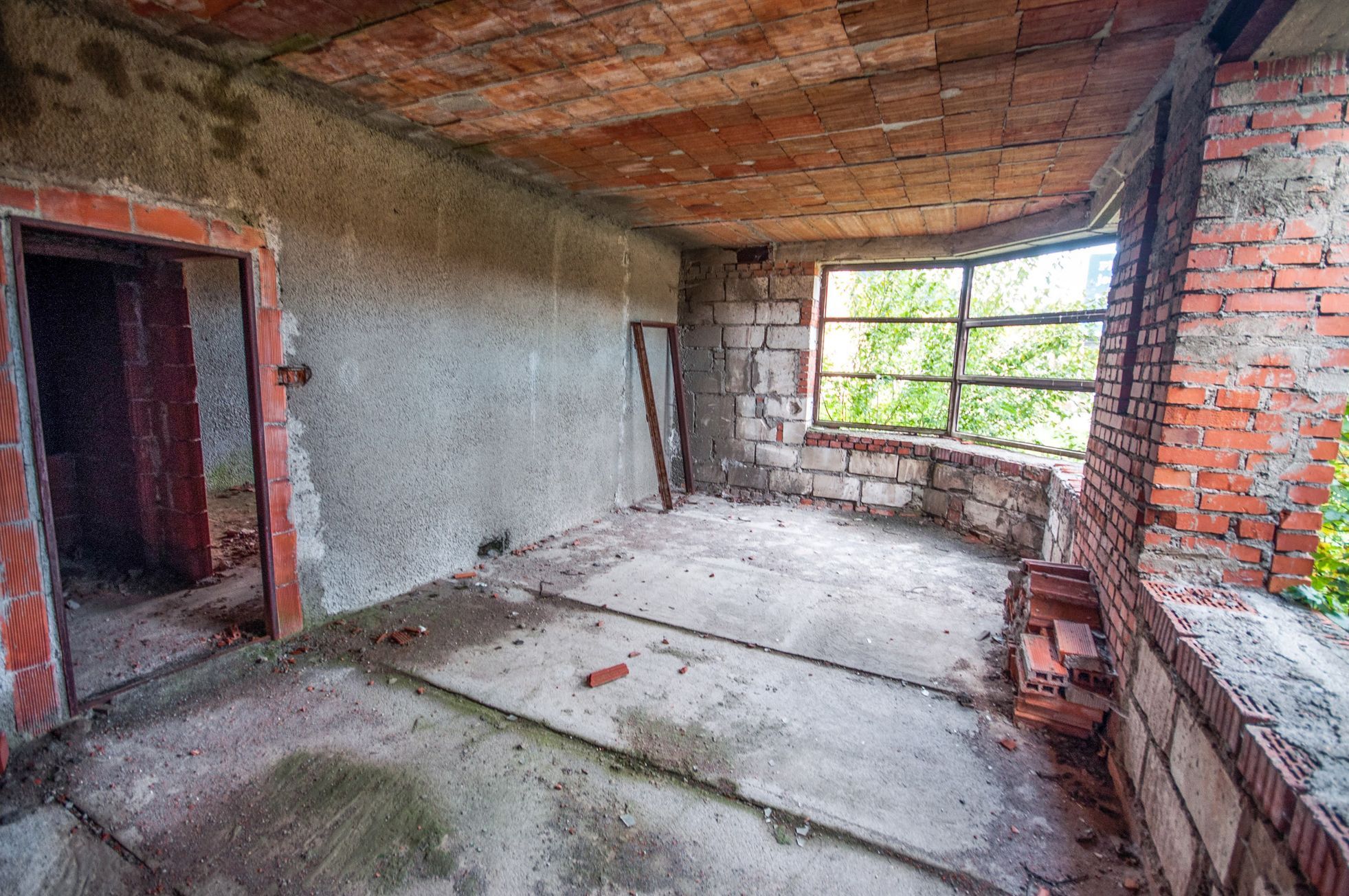 Miličín - nedokončená stavba