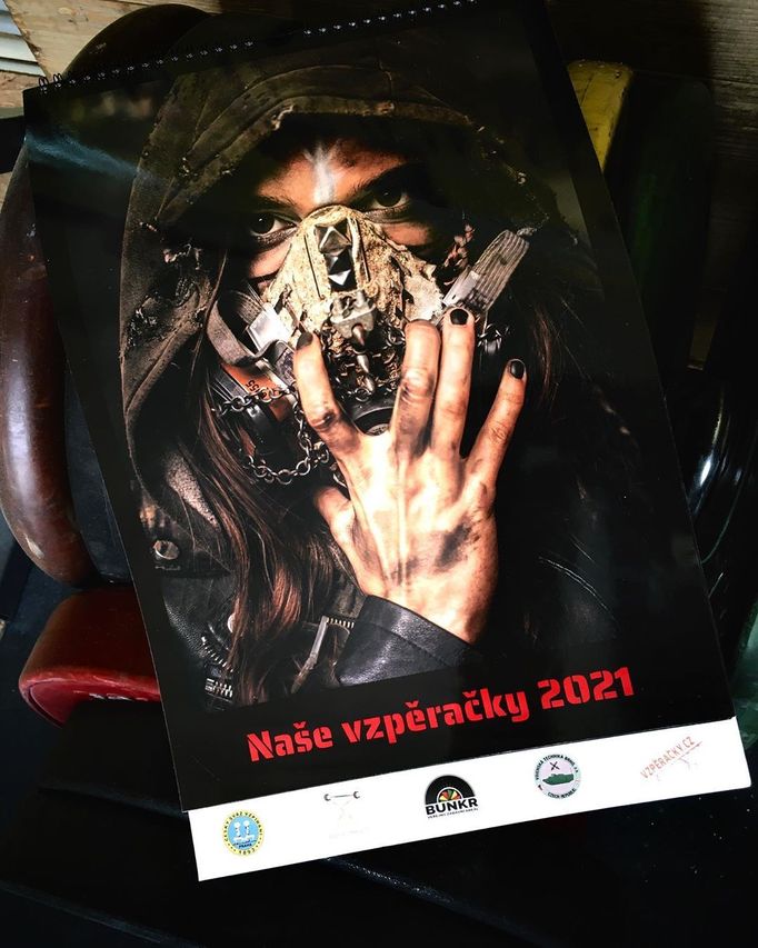 Vzpěračky kalendář 2021