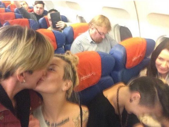 Lesby v letadle