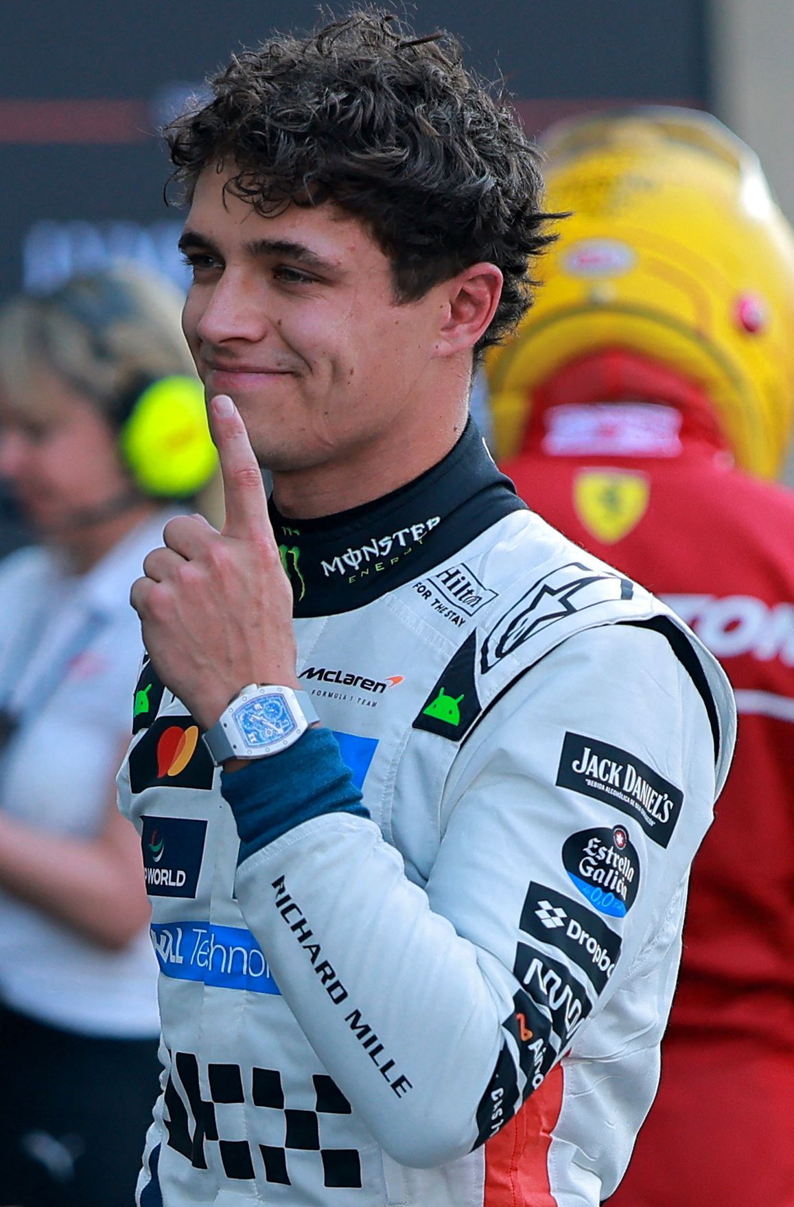 Lando Norris z McLarenu slaví triumf v kvalifikaci na Velkou cenu Mexika formule 1 2025