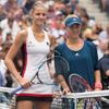 Karolína Plíšková (vlevo) ve finále US Open 2016 s Angelique Kerberoovu