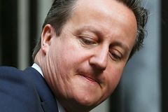 Cameron poprvé prohrál v parlamentu, narazil kvůli referendu