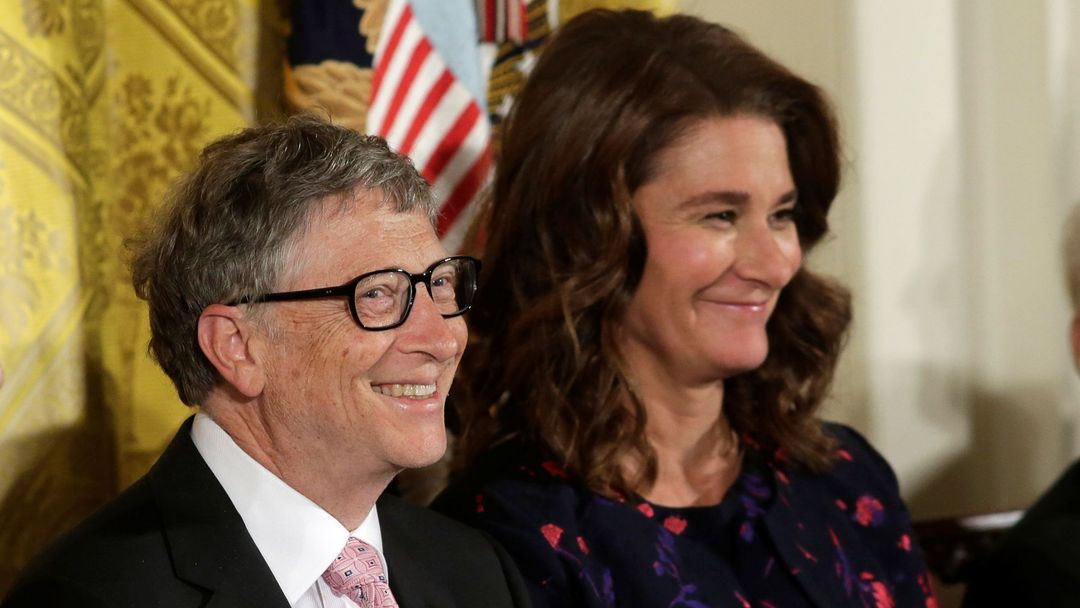 Bill a Melinda Gatesovi na snímku z roku 2016 v Bílém domě při udělování ocenění Prezidentská medaile svobody