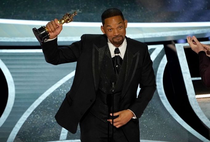 Will Smith dostal Oscara za herecký výkon ve filmu Král Richard: Zrození šampiónek.