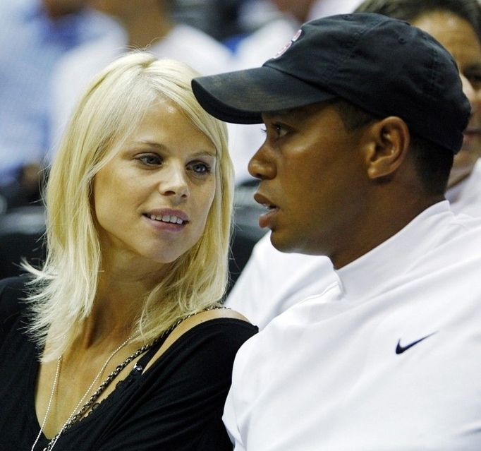 Tiger Woods a jeho bývalá žena Elin Nordegren.