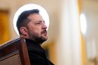 Trump pochválil jednání, pak volal s Putinem. Chystá se trojstranná schůzka