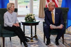 Celní dohodu mezi USA a EU brzdí směrnice o digitálních službách, píše FT