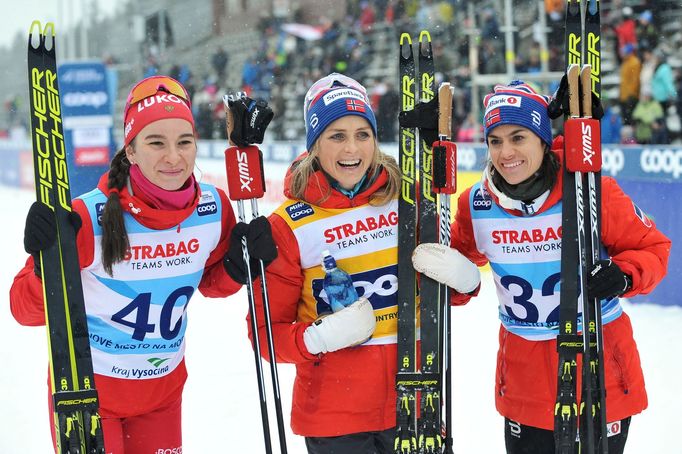 SP v běhu na lyžích v Novém Městě (2020), desítka žen: Natalija Něprjajevová, Therese Johaugová a Heidi Wengová.