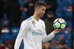 Fantastický Ronaldo. Devítigólovou přestřelku na San Bernabeu podpořil hned čtyřmi zásahy