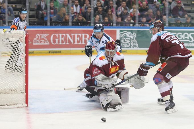 Předkolo playoff: Sparta - Liberec; Sami Aitokallio, Tyler Redenbach, Jan Piskáček