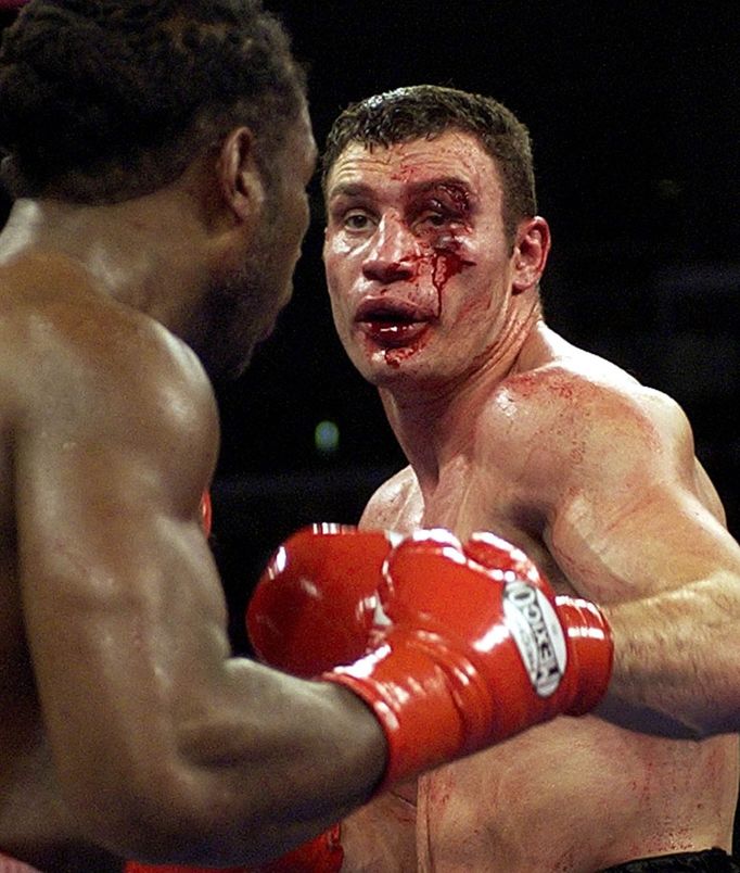 Lennox Lewis vs Vitalij Kličko (2003)