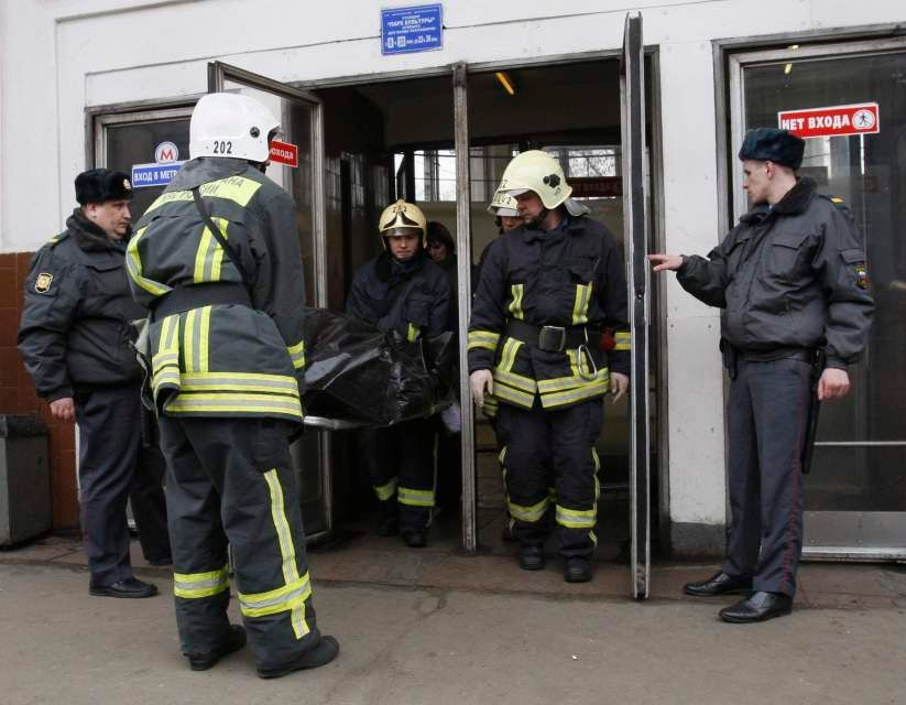 Výbuchy v moskevském metru